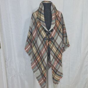 Elegant Plaid Women's Cape with Toggle Closure